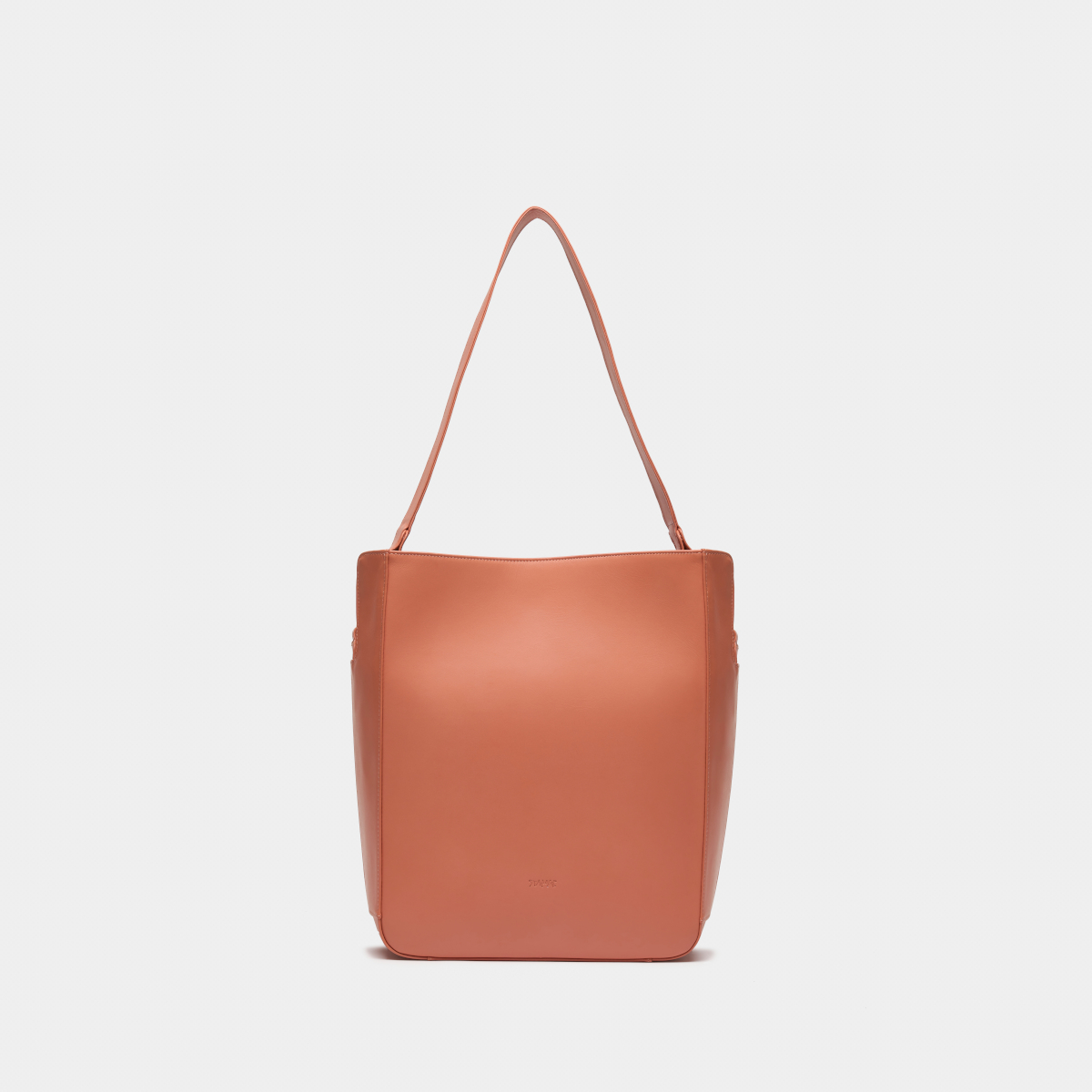 D03s-leather-bag-fronte